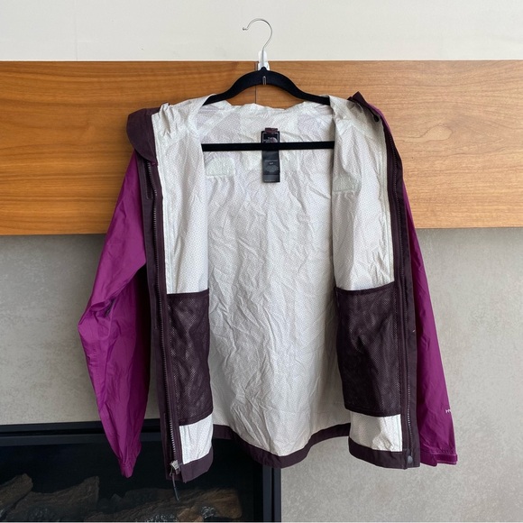 The North Face Venture Waterproof Dryvent Hooded Rain Jacket Purple, Size S - Picture 9 of 14